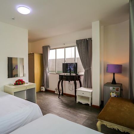 Danang Center Hotel Bagian luar foto