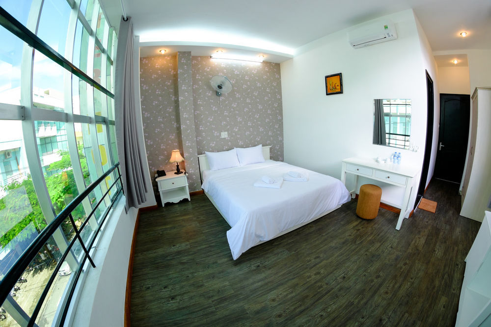 Danang Center Hotel Bagian luar foto