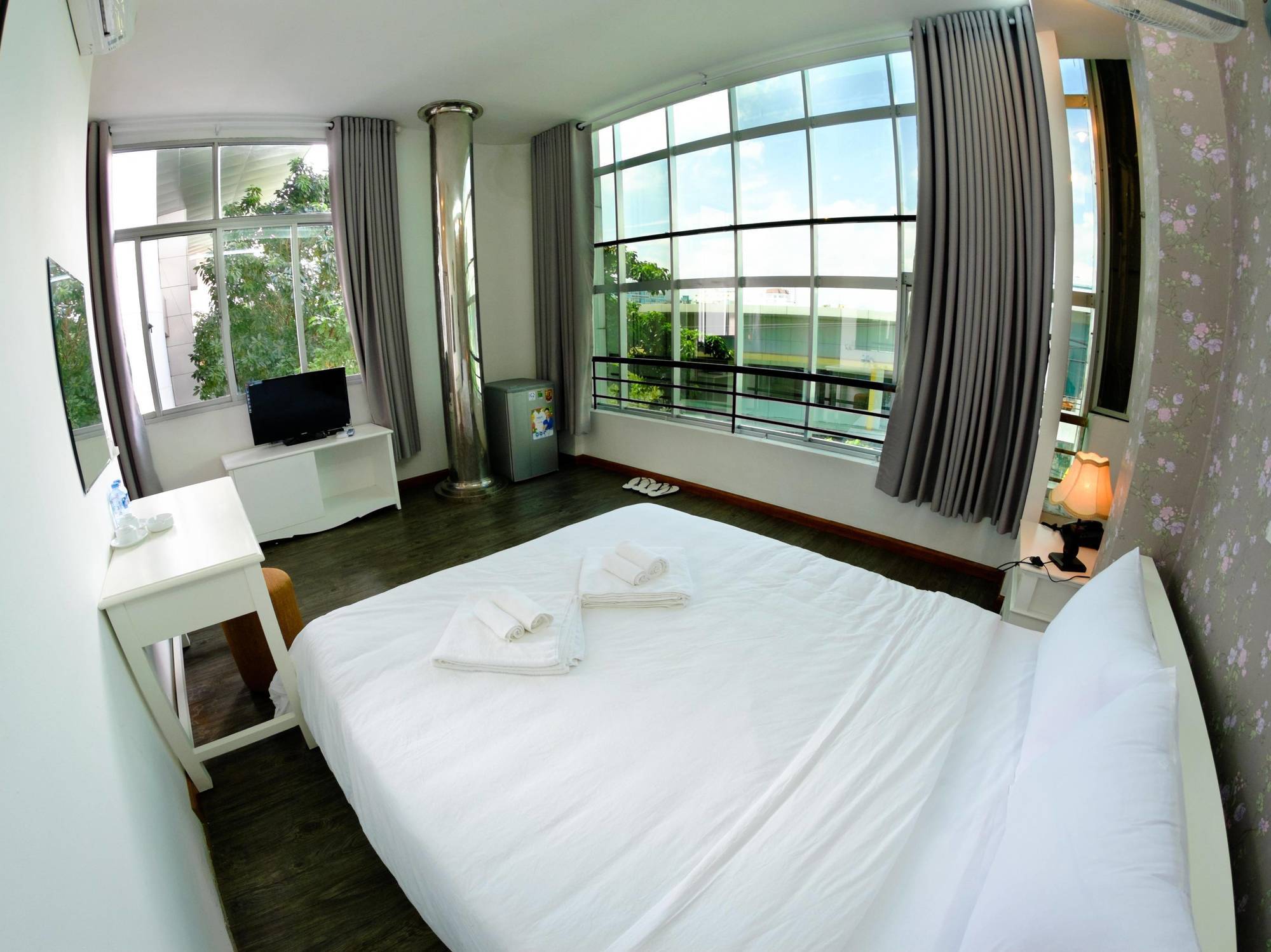 Danang Center Hotel Bagian luar foto